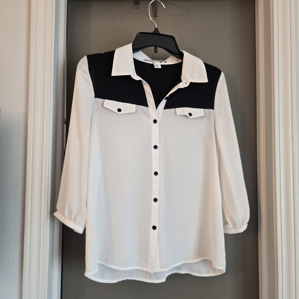 Forever 21 Black and White Button-Down Shirt